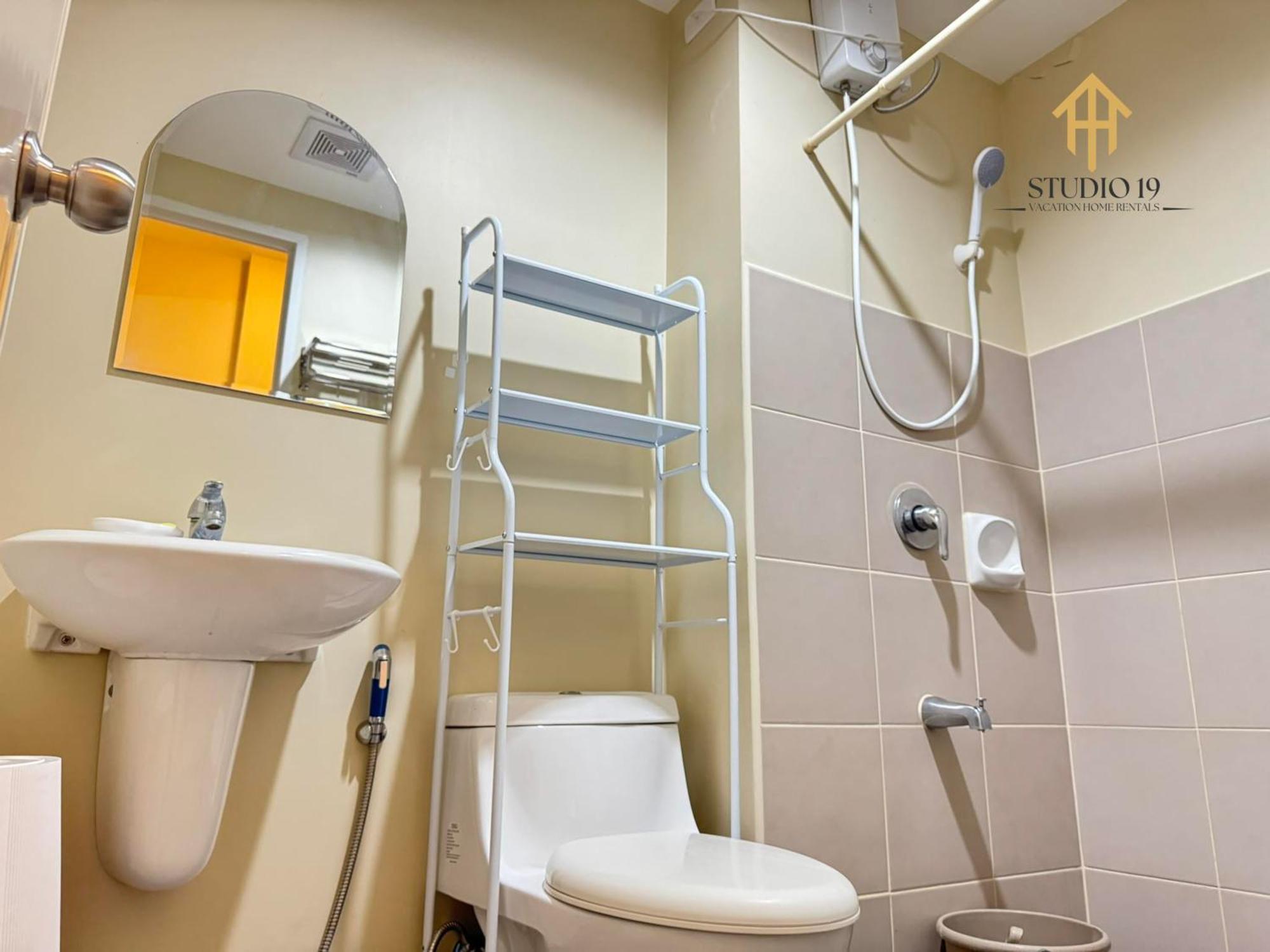 Modern Designed Studio Condo Near Ayala Centrio Cagayan de Oro Dış mekan fotoğraf