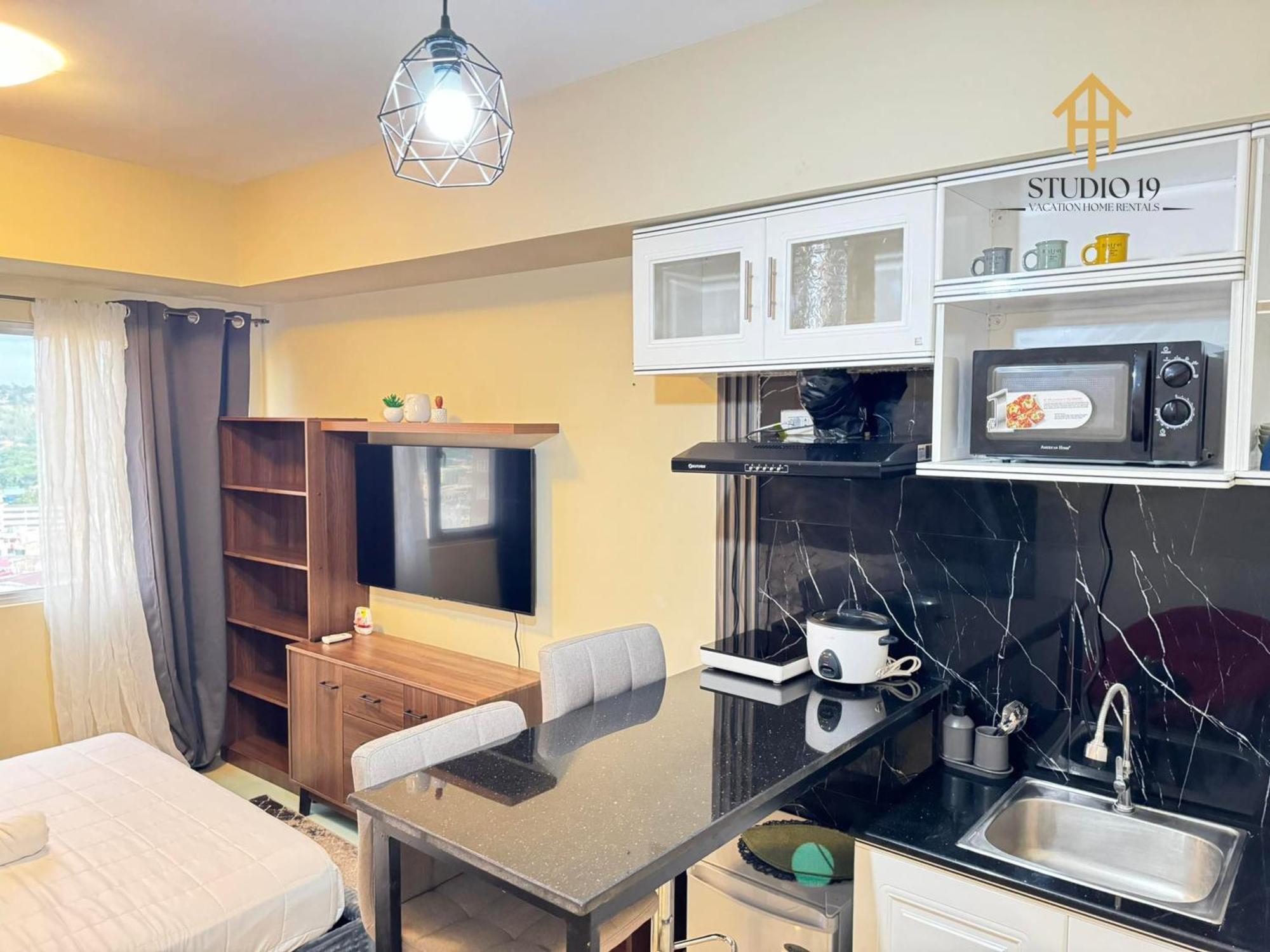 Modern Designed Studio Condo Near Ayala Centrio Cagayan de Oro Dış mekan fotoğraf